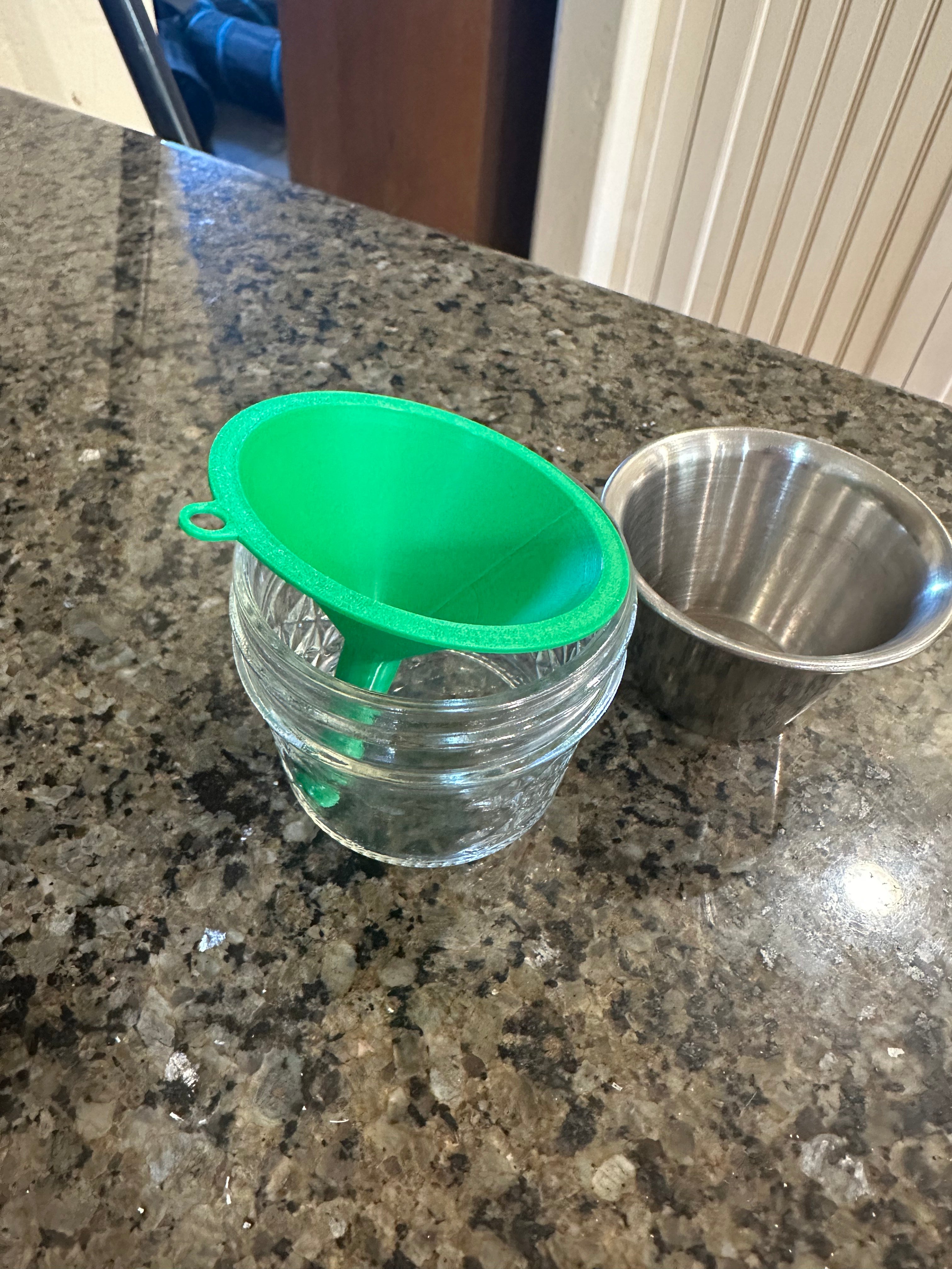 Mini Plastic Funnel – Small Precision Funnel for Bottles, Oils, Liquids & Crafts, Kitchen