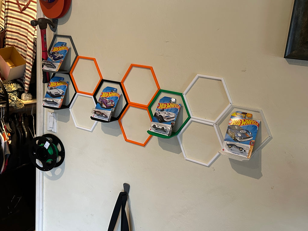 3D Printed Hex Wall Shelf – Stylish Display for Collectibles, Models & Decor