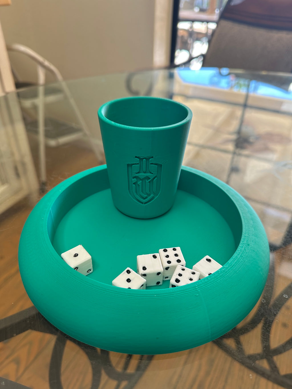 Kingdom Come: Deliverance II–Inspired Farkle Dice Cup & Rolling Tray Set – Medieval Tavern Dice Game