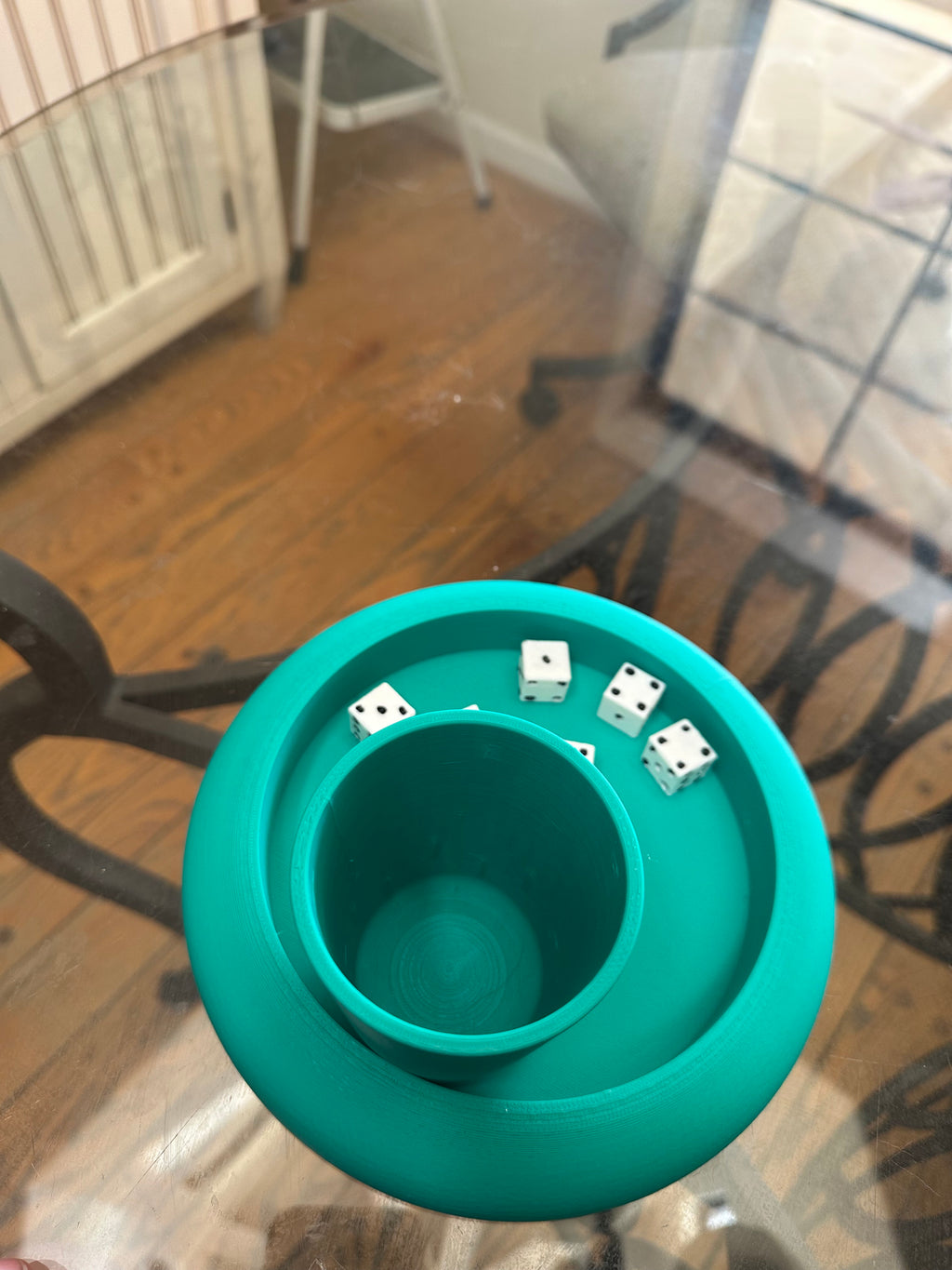 Kingdom Come: Deliverance II–Inspired Farkle Dice Cup & Rolling Tray Set – Medieval Tavern Dice Game